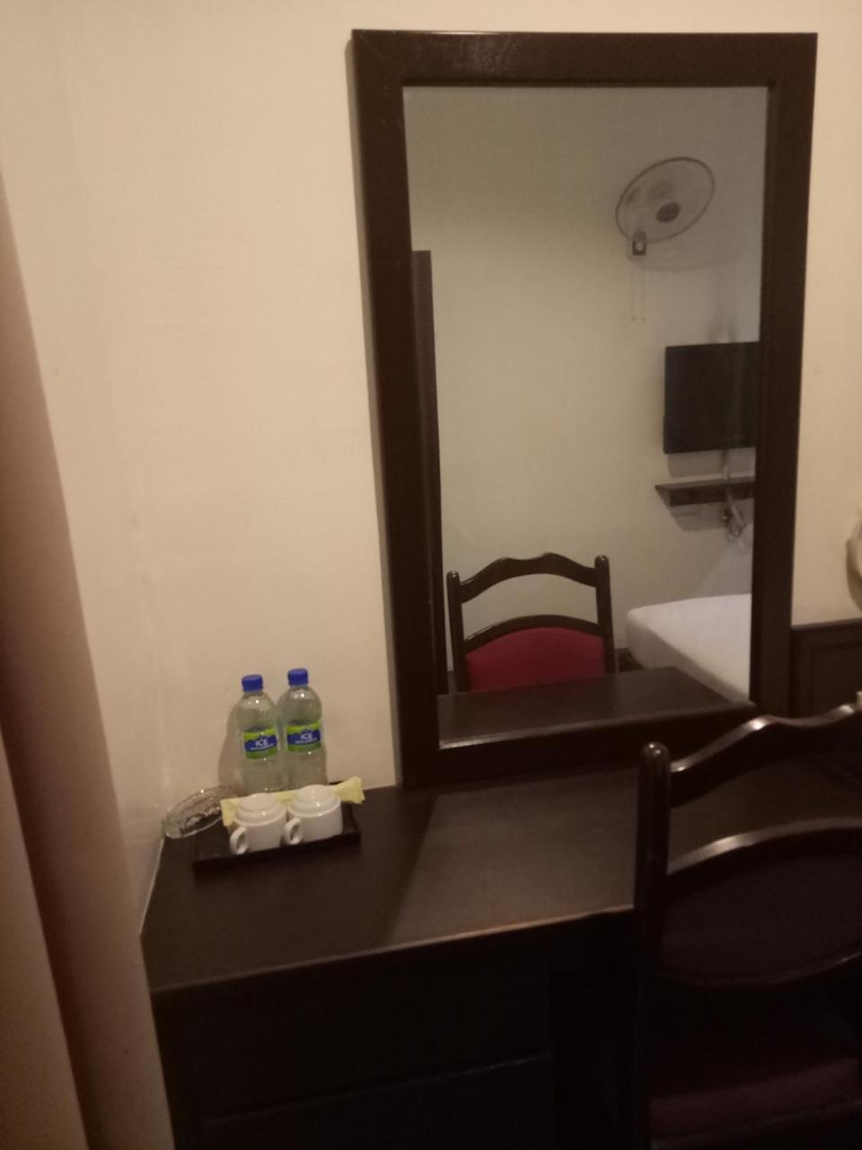 Hotel Sri Bernam Sabak Bernam Exterior foto
