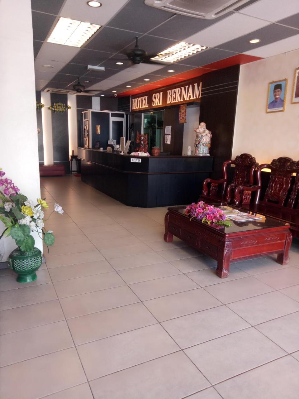 Hotel Sri Bernam Sabak Bernam Exterior foto