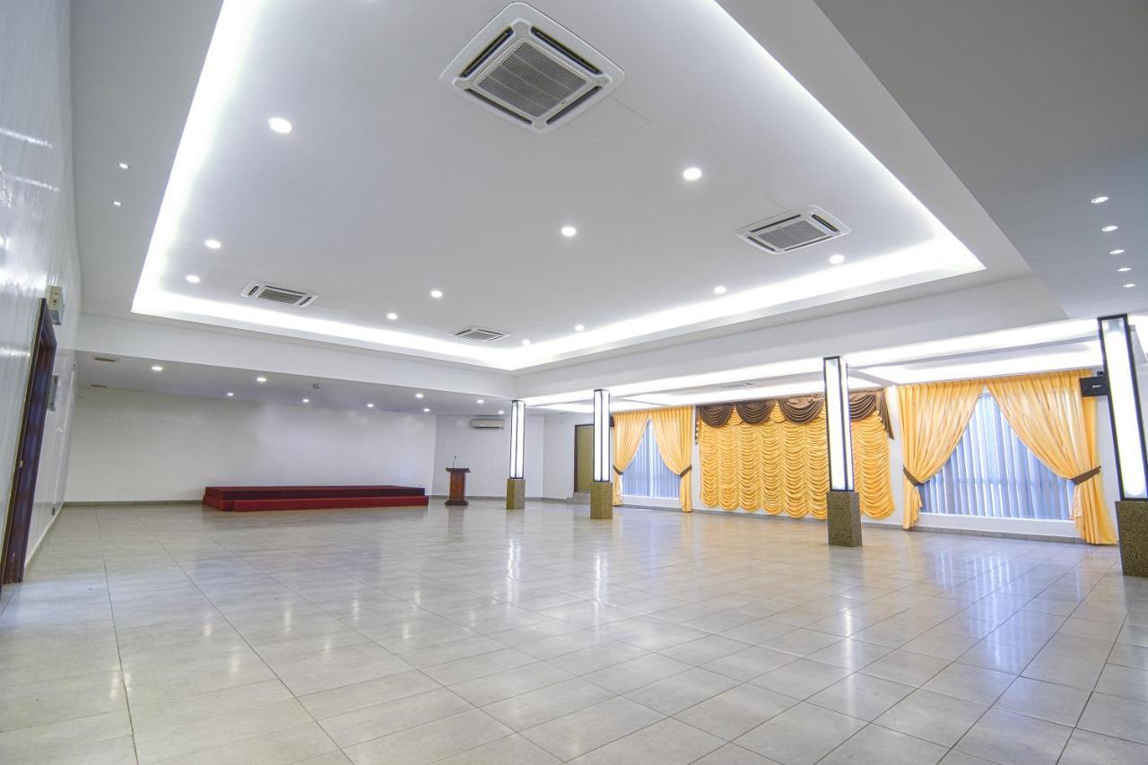 Hotel Sri Bernam Sabak Bernam Exterior foto